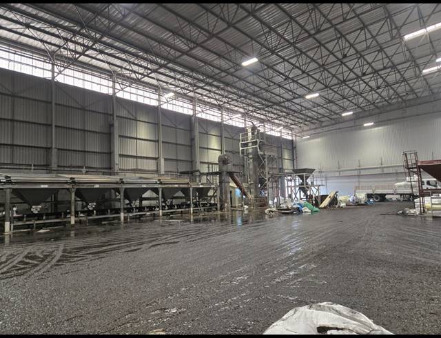 7,572M² WAREHOUSE TO LET IN BELLVILLE SOUTH INDUSTRIA